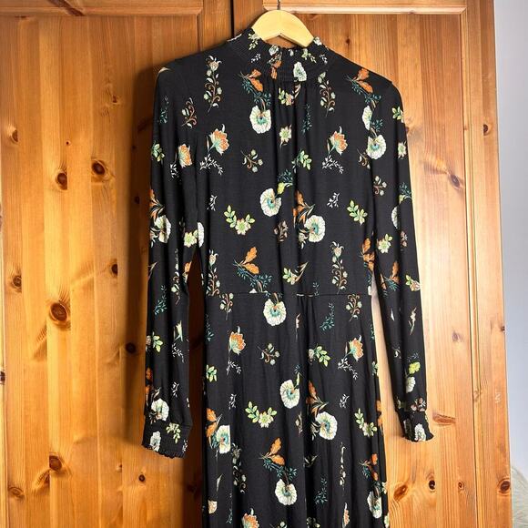 Warehouse Shirred Neck‎ Midi Dress - Picture 4 of 10